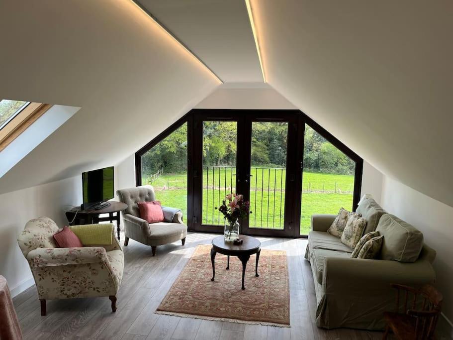 The Stable, Grove End Farm Apartment Petworth Exterior foto